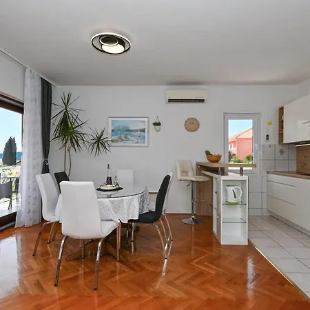 With A Parking Space Okrug Gornji, Ciovo - 12293 Apartment *