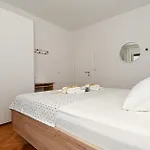 Appartamento With Parking Space Okrug Gornji, Ciovo - 12293